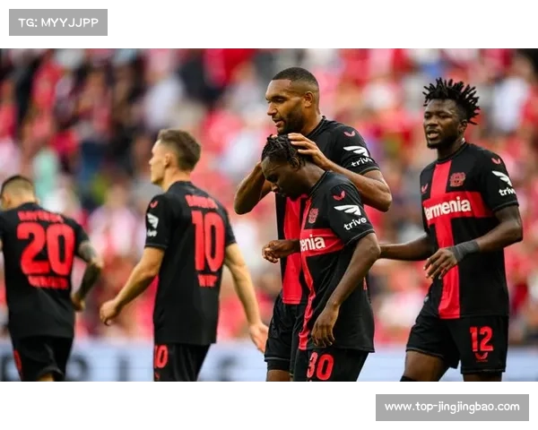 凯恩乌龙助攻后将功补过，拜仁客场惊险取分