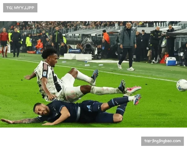 尤文图斯读秒绝平拉齐奥，卡卢卢补时头球扳平比分